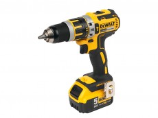 Аккумуляторная дрель Dewalt DCD 737P2. Купить ударный шуруповерт 14.4В. Цена и характеристики