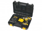 Аккумуляторная дрель-шуруповерт Dewalt DCD 937 P2