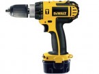 Аккумуляторная ударная дрель-винтоверт DeWalt DC745KB