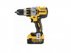 Аккумуляторная дрель-шуруповерт Dewalt DCD 995 M2