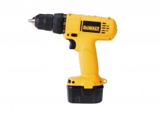 Аккумуляторная дрель-шуруповерт DeWalt DW907K2A