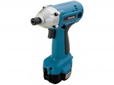 Аккумуляторный гайковерт Makita 6990 DWAE